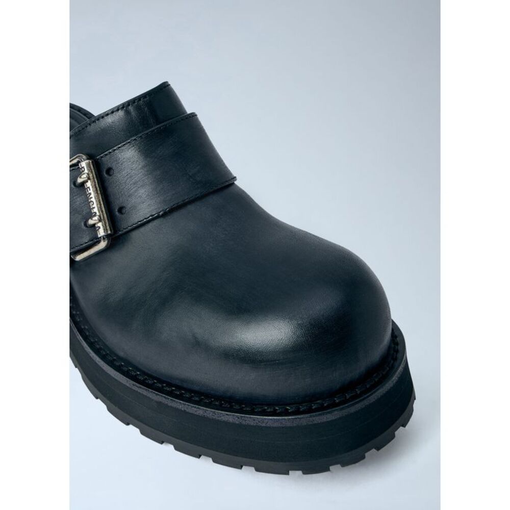Balenciaga Men Venom Wurn-Out Mules - Picture 3 of 6